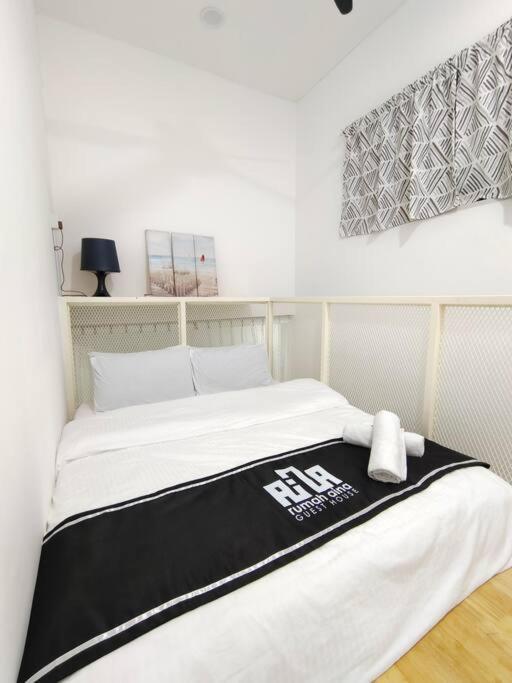 Rumah Aina Homestay Bukit Changgang Private Pool Kampong Melot 外观 照片