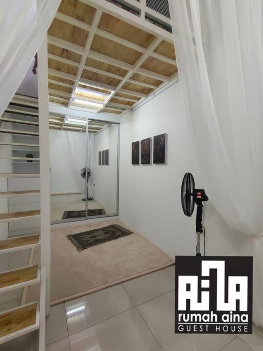 Rumah Aina Homestay Bukit Changgang Private Pool Kampong Melot 外观 照片